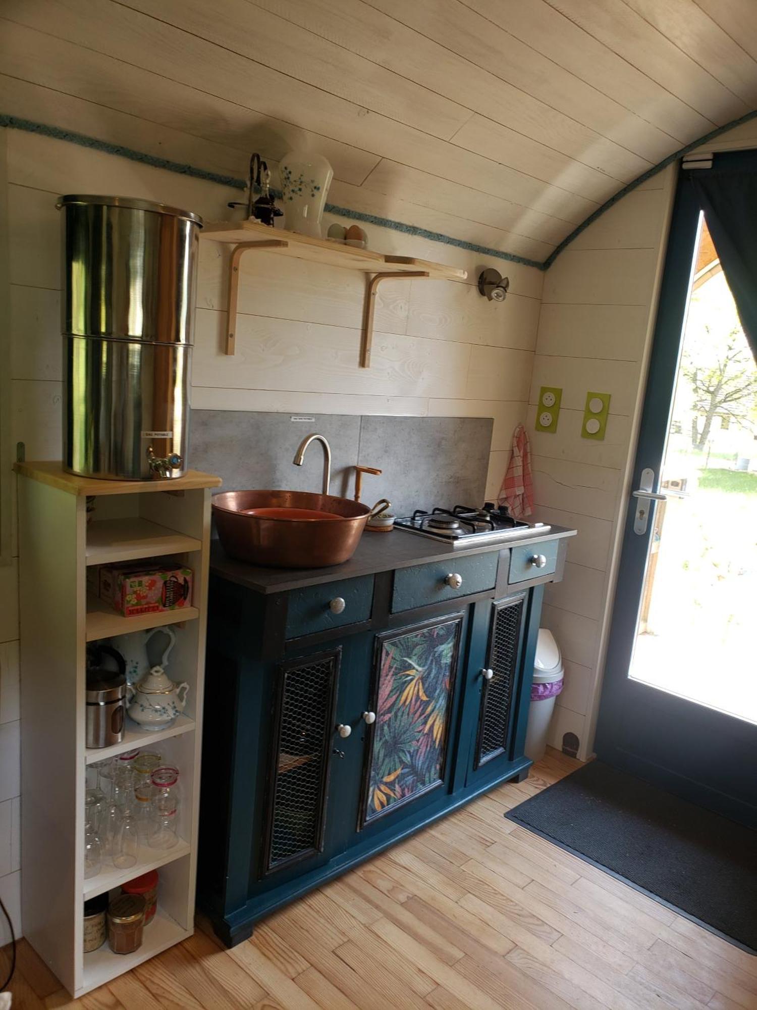 La Roulotte Tiny House Du Mond'Ideal Leval  Exterior photo